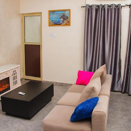לגוס Go2Hotel45 מראה חיצוני תמונה